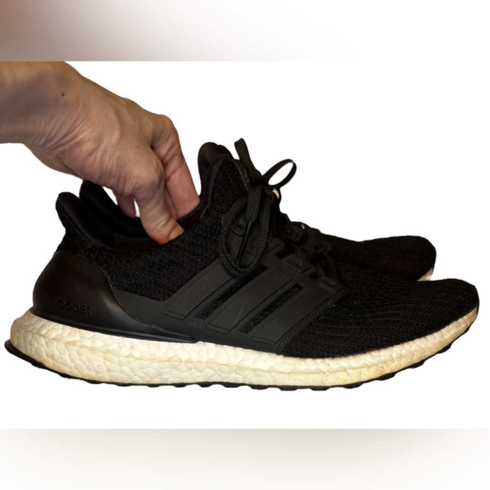 ADIDAS Ultra Boost Black Women’s Size 9